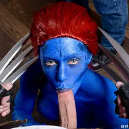 Nicole Aniston in 'Brazzers' XXX-Men- Shagging the Shapeshifter (XXX Parody) (Thumbnail 2)