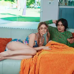 Elias Cash В 'Brazzers' Ласточка для отчима (Миниатюру 2)