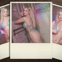 Bonni Gee en 'Brazzers' en el estudio (Miniatura 2)