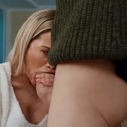 Maya Rose में बड़ा मुर्गा बेस्टी (फोटो 2) Maya Rose में 'Brazzers' बड़ा मुर्गा बेस्टी (थंबनेल 2)